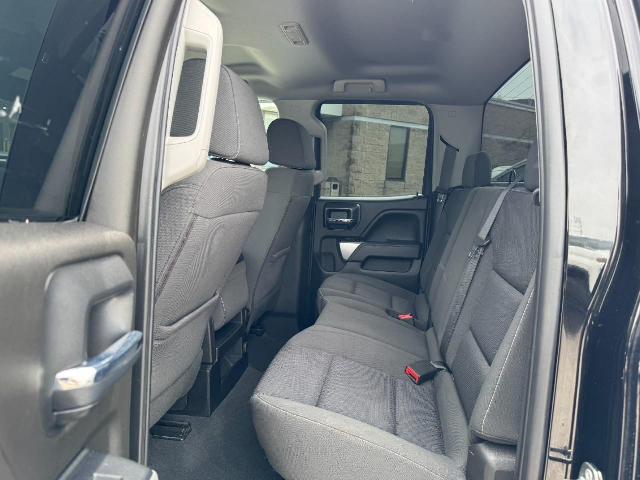 Used 2019 Chevrolet Silverado 1500 LT w/ All Star Edition AWD/4WD image 10