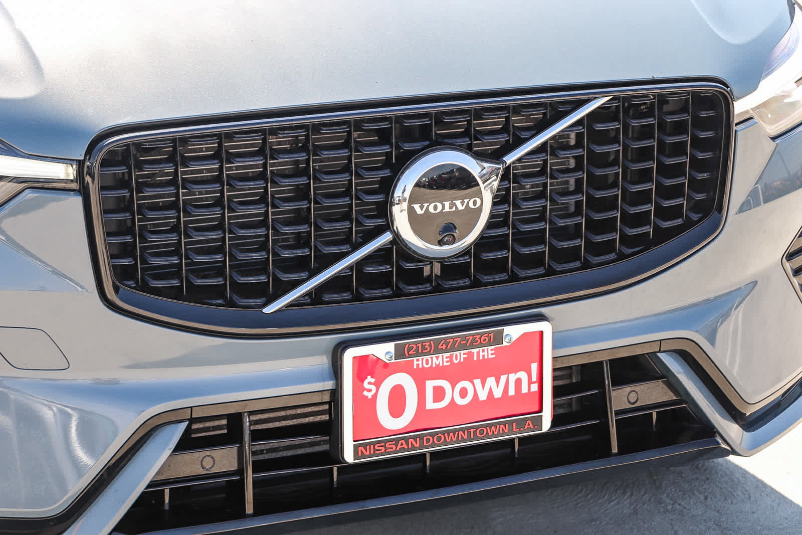 Used 2023 Volvo XC60 T8 Plus w/ Climate Package AWD/4WD image 5