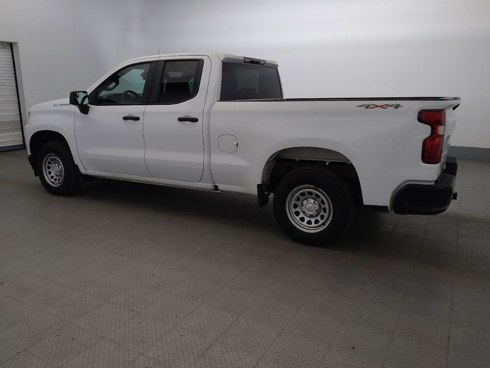 Used 2021 Chevrolet Silverado 1500 W/T w/ WT Value Package AWD/4WD image 3