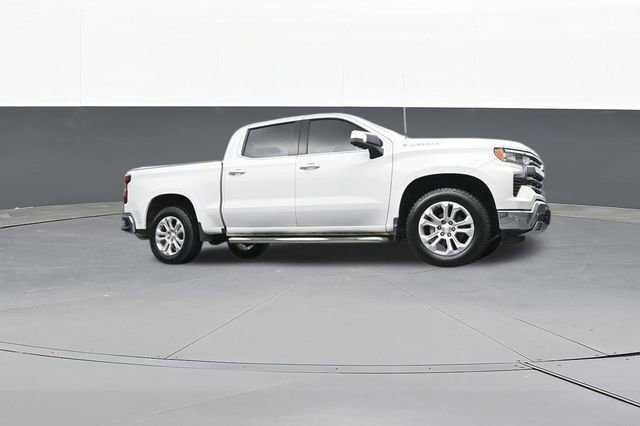 Used 2022 Chevrolet Silverado 1500 LTZ image 32