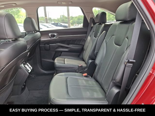 Used 2023 Kia Sorento SX AWD/4WD image 11
