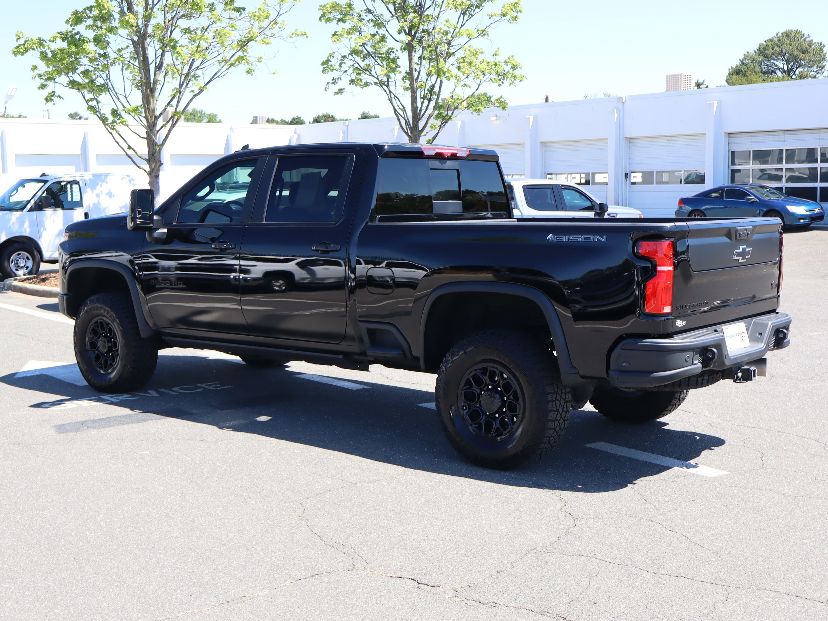 Used 2024 Chevrolet Silverado 2500 ZR2 w/ ZR2 Bison Edition AWD/4WD image 8