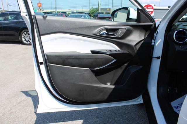 Used 2024 Chevrolet Trax LT w/ Driver Confidence Package FWD image 10