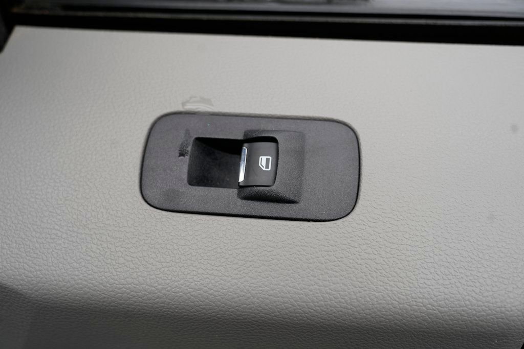 Used 2021 Ford F350 XL w/ Power Equipment Group image 31