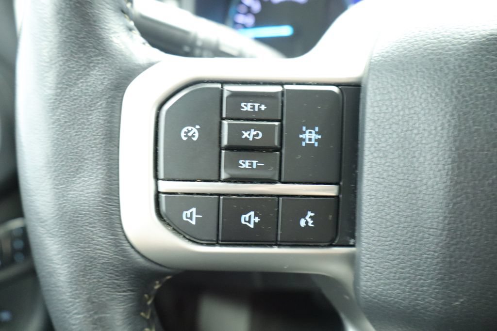 Used 2024 Ford Expedition XLT AWD/4WD image 33