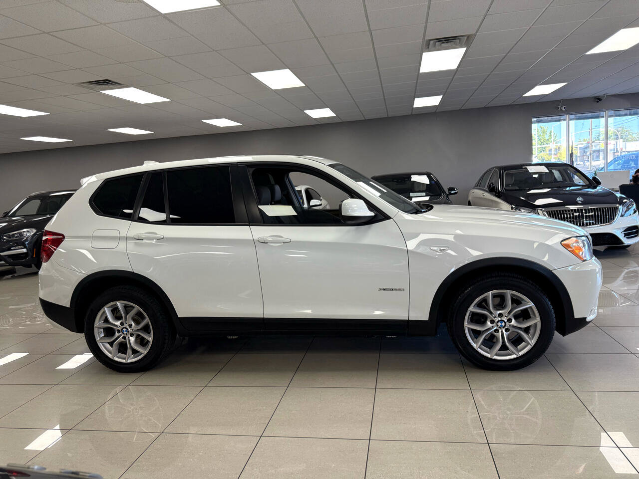 Used 2011 BMW X3 xDrive35i image 3