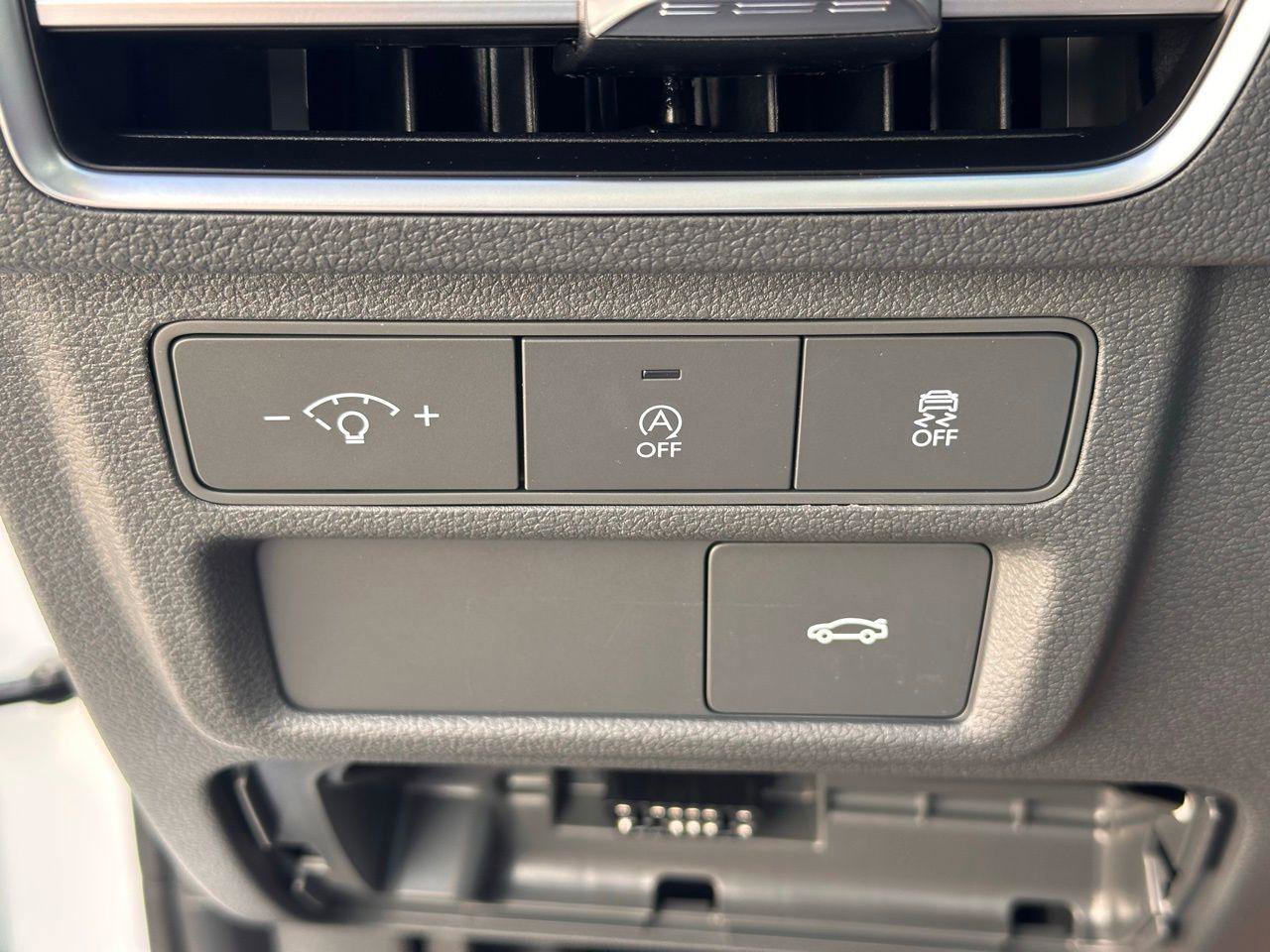 New 2025 Hyundai Sonata SE FWD image 22