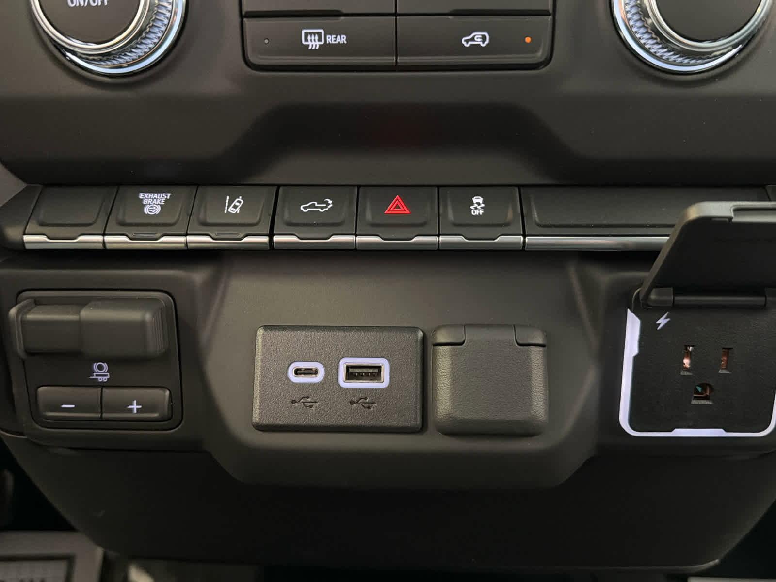 New 2026 GMC Sierra 2500 Pro AWD/4WD image 50