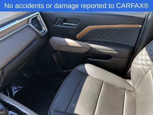 Certified 2024 GMC Canyon Denali AWD/4WD image 31