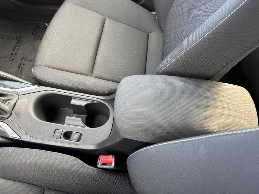 Used 2023 Toyota Corolla LE w/ Carpet Mat Package (TMS) FWD image 27