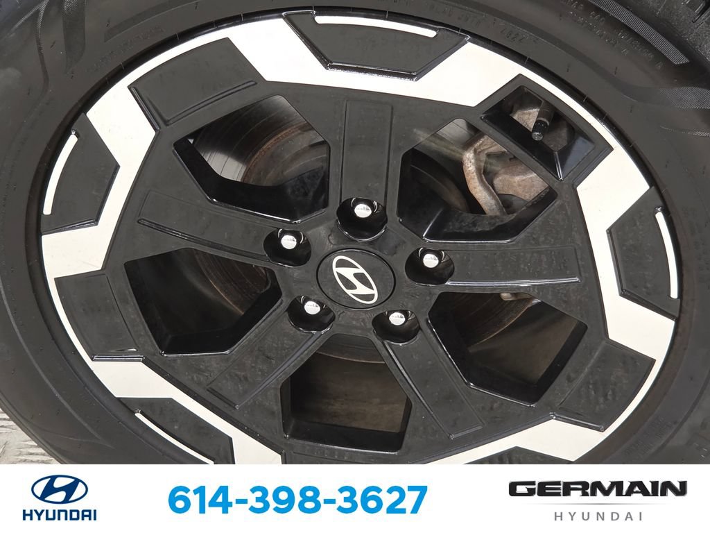 Used 2025 Hyundai Santa Fe SEL AWD/4WD image 13