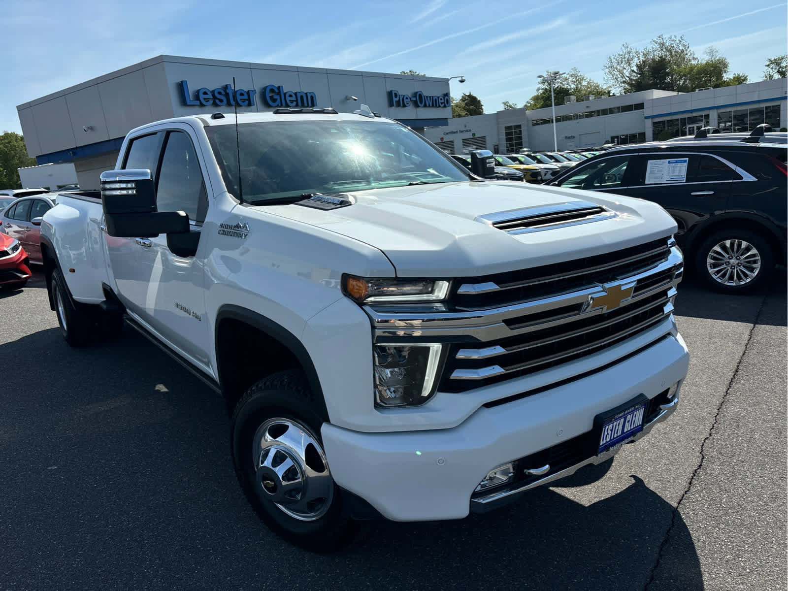 Certified 2023 Chevrolet Silverado 3500 High Country AWD/4WD image 2