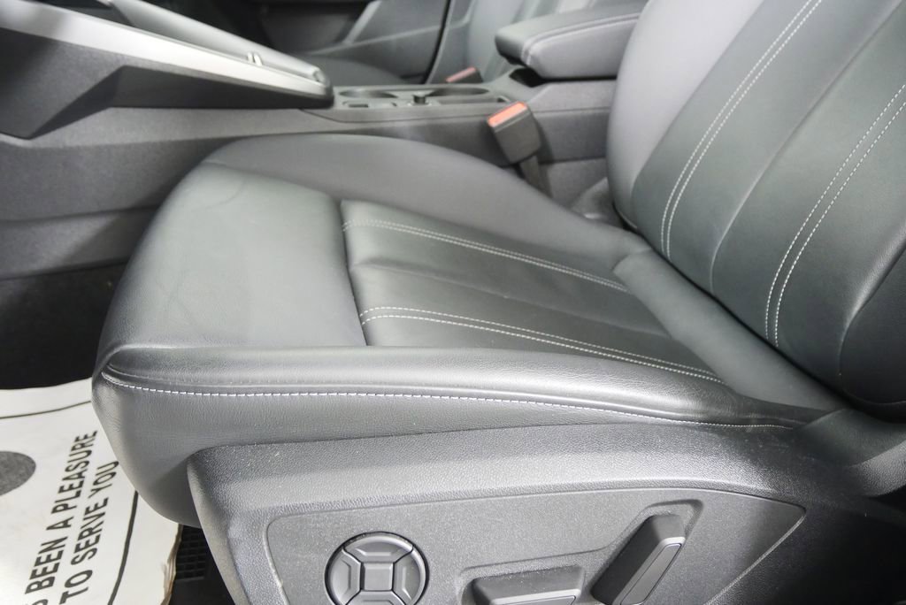 Used 2024 Audi A3 2.0T Premium image 9