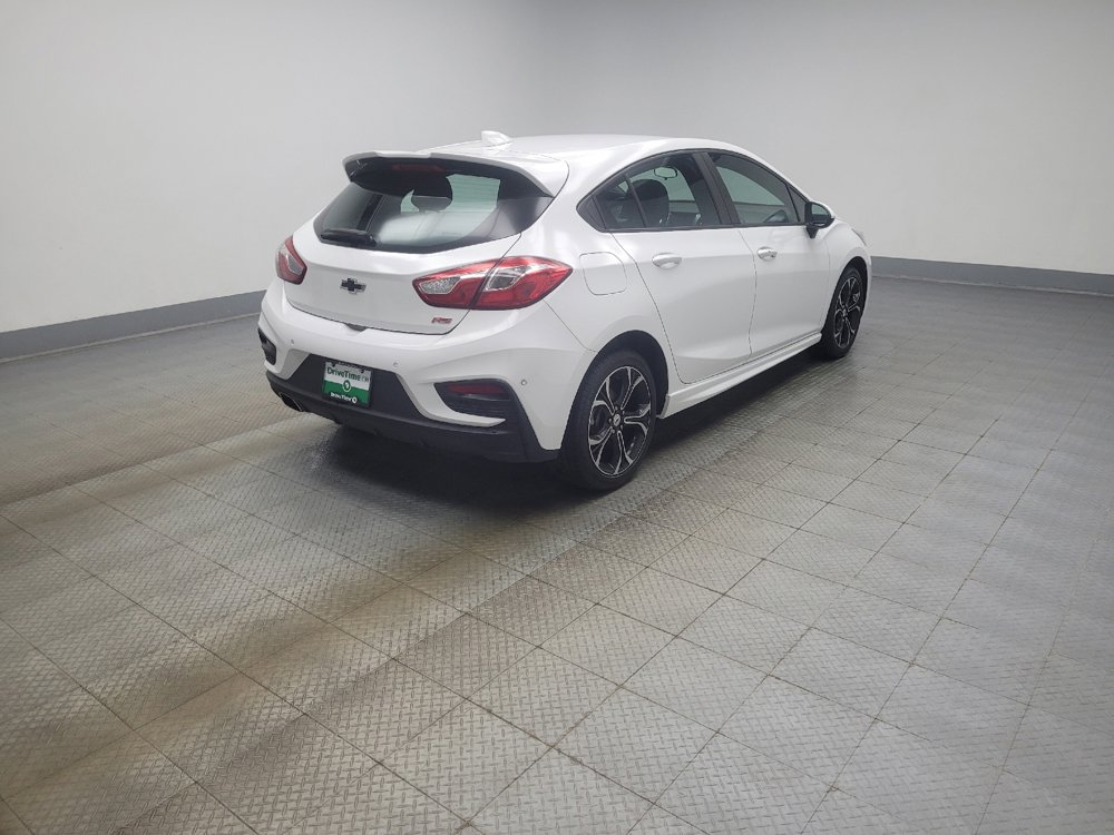 Used 2019 Chevrolet Cruze LT w/ Convenience Package FWD image 10