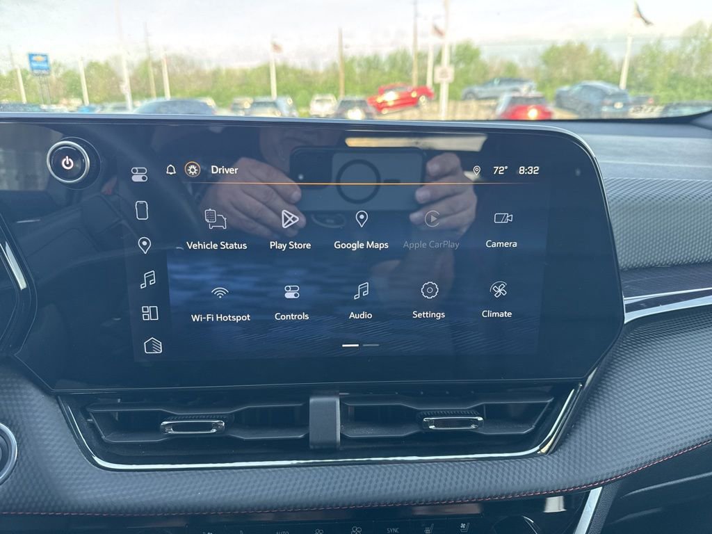 Used 2025 Chevrolet Equinox RS w/ Safety and Technology Package FWD image 39