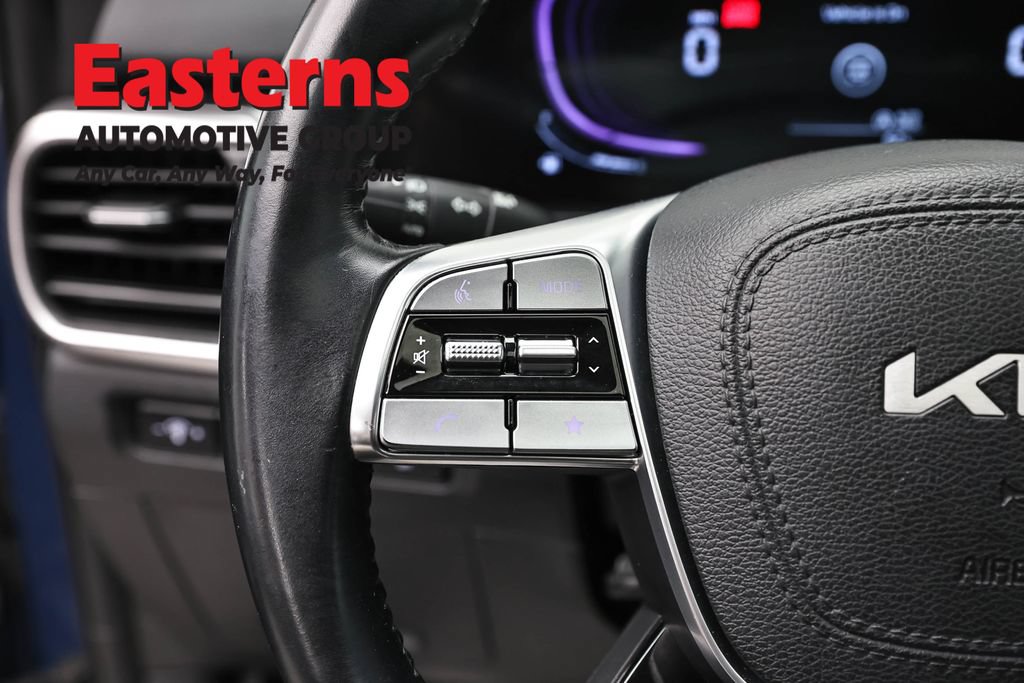 Used 2025 Kia Telluride S FWD image 15