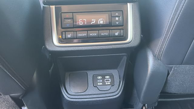 Used 2023 Subaru Ascent Limited AWD/4WD image 34
