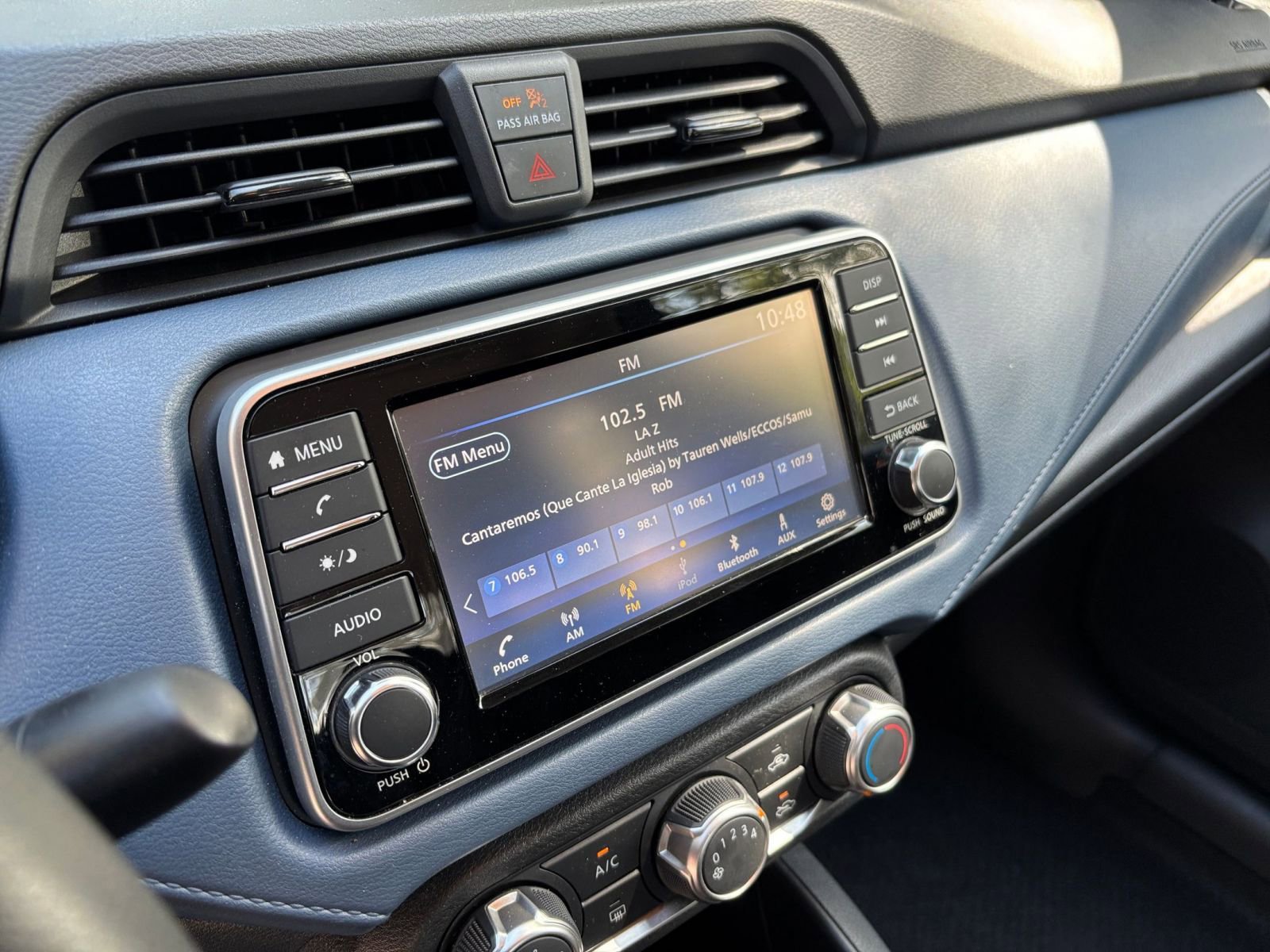 Used 2025 Nissan Versa SV w/ Trunk Package FWD image 20