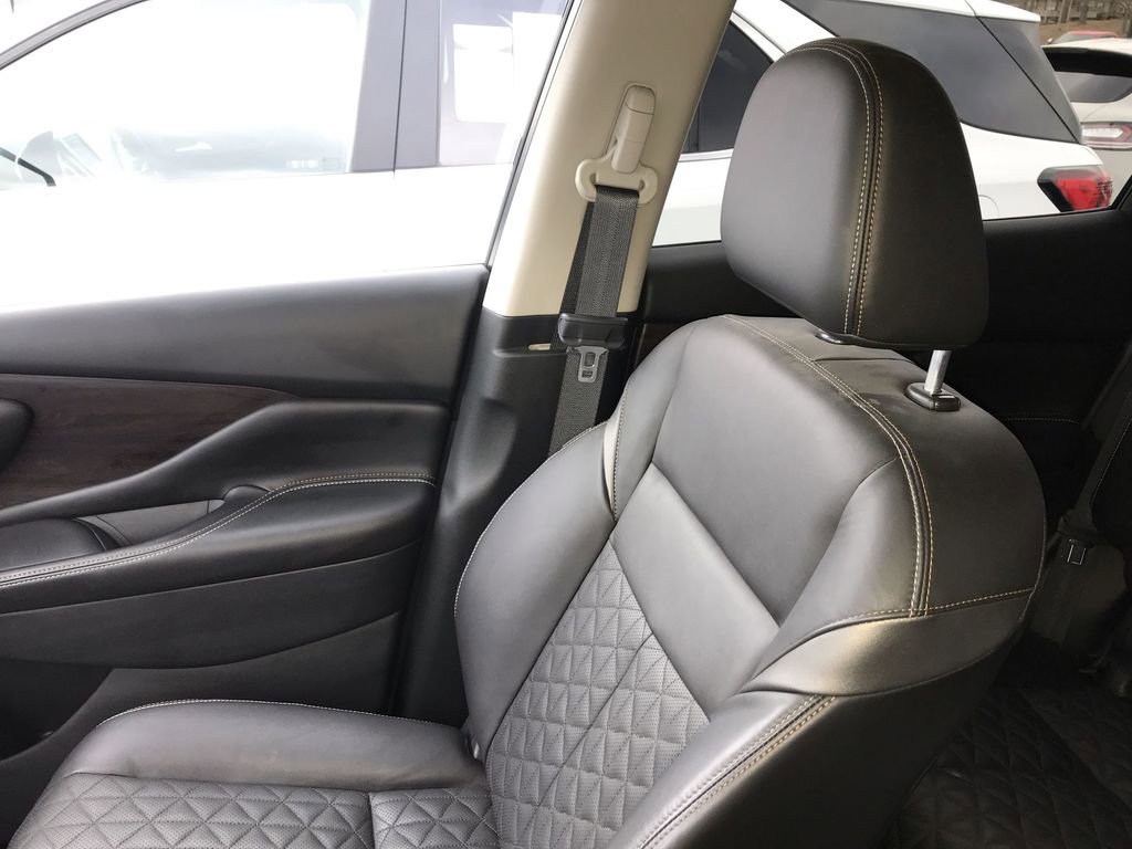 Used 2021 Nissan Murano Platinum w/ Cargo Package AWD/4WD image 24