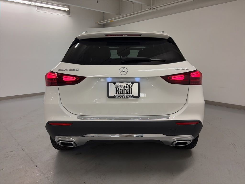Certified 2025 Mercedes-Benz GLA 250 4MATIC image 5