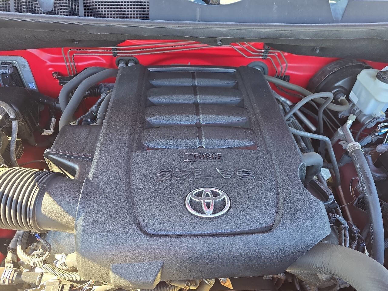 Used 2015 Toyota Tundra SR5 w/ TRD Off Road Package AWD/4WD image 49