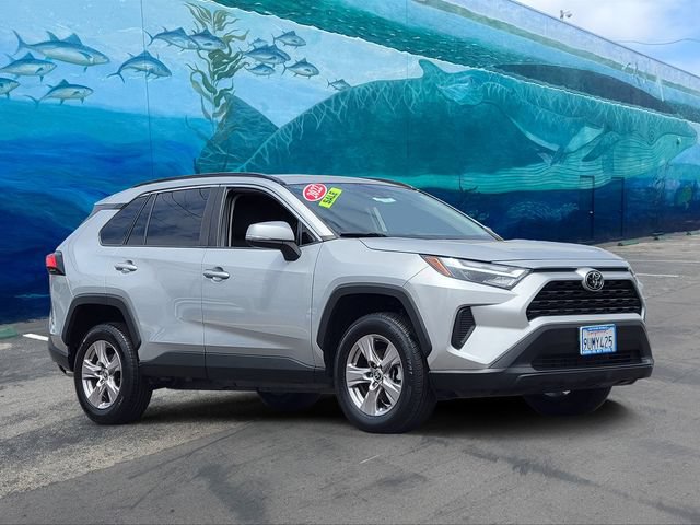 Used 2022 Toyota RAV4 XLE FWD video 1