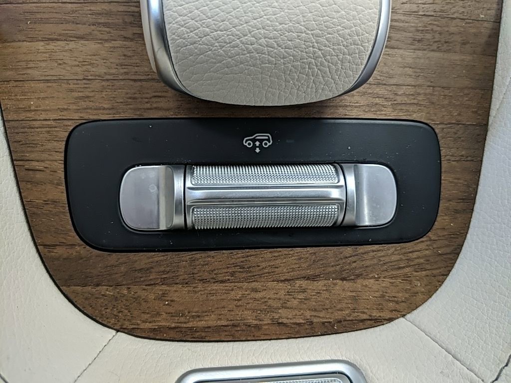 Used 2024 Mercedes-Benz GLE 450 4MATIC image 27