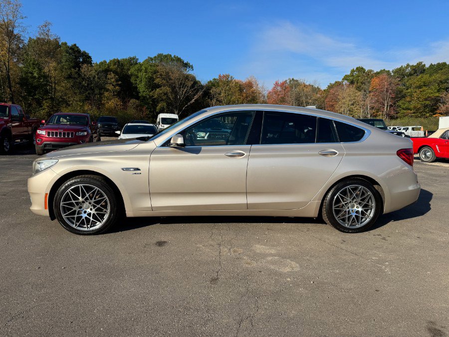 Used 2011 BMW 550i Gran Turismo xDrive image 2
