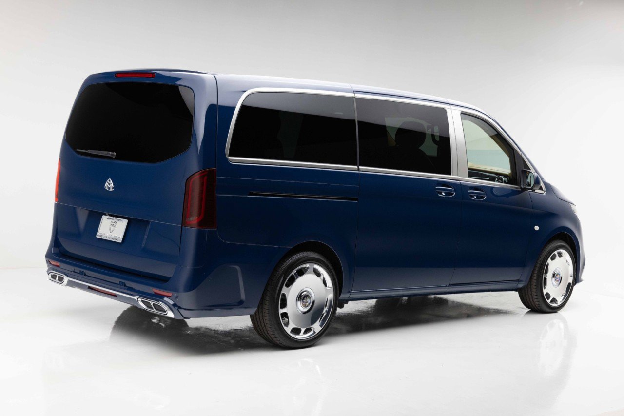 Used 2021 Mercedes-Benz Metris Passenger image 15