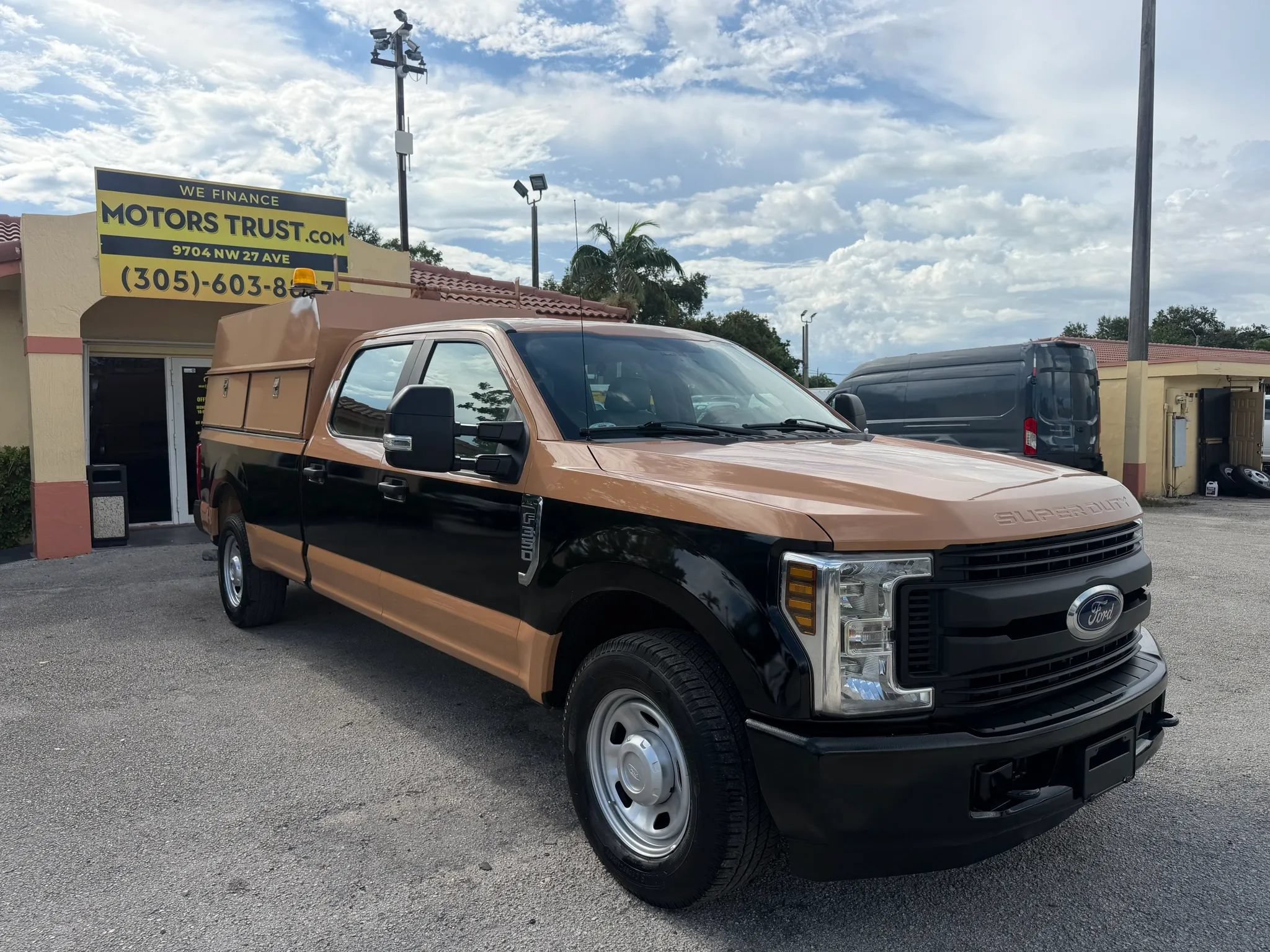 Used 2018 Ford F350 XL RWD image 9