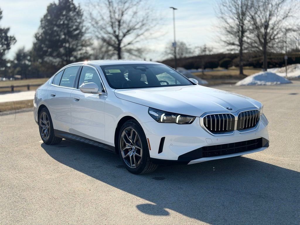 New 2026 BMW 530i xDrive w/ Premium Package AWD/4WD image 8