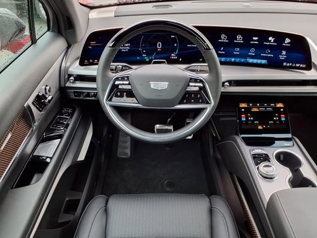 New 2026 Cadillac Vistiq Luxury image 16