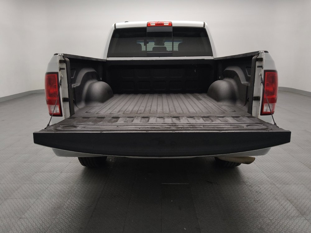 Used 2020 RAM 1500 Classic SLT image 29