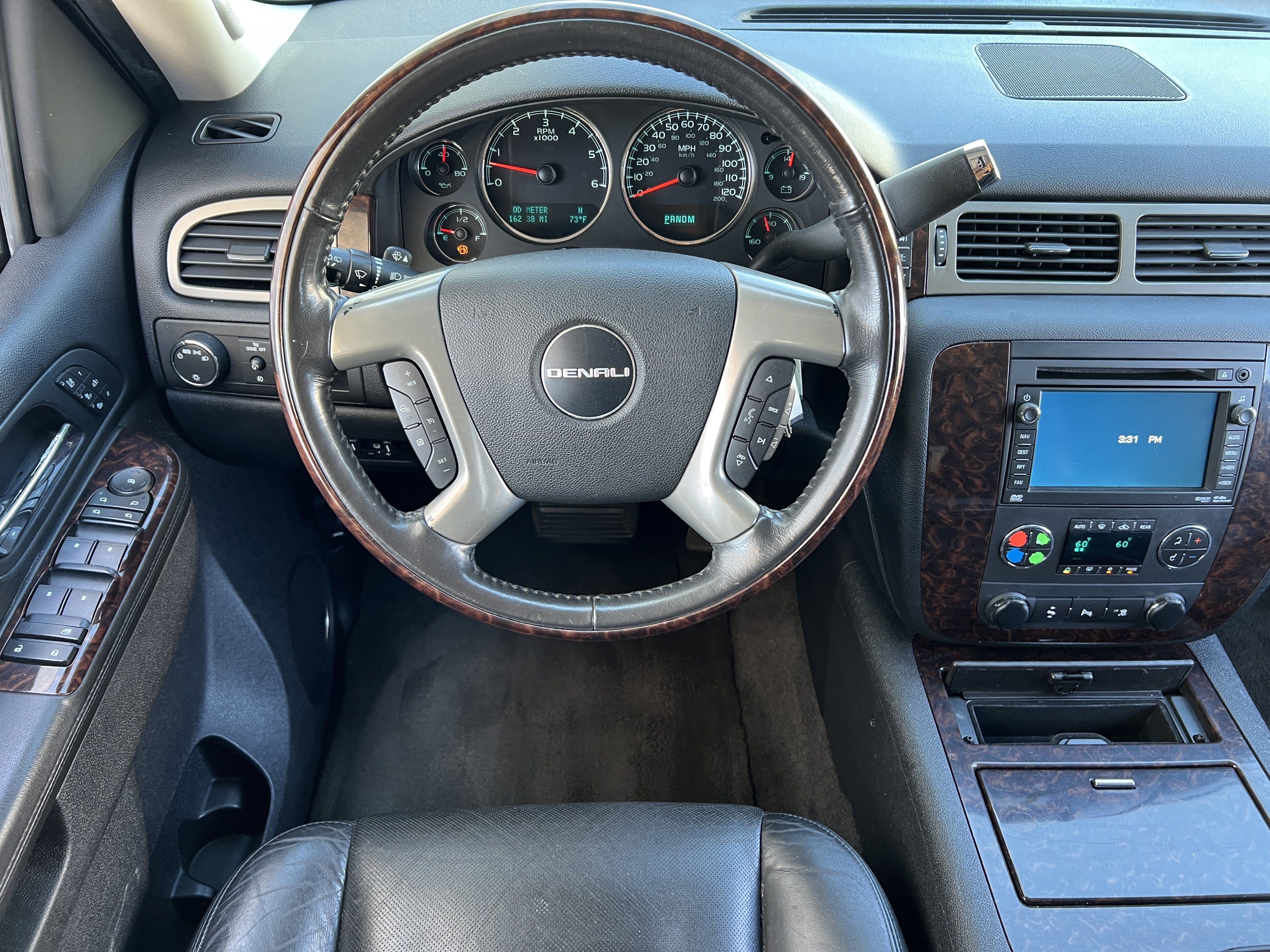 Used 2010 GMC Yukon Denali AWD/4WD image 34