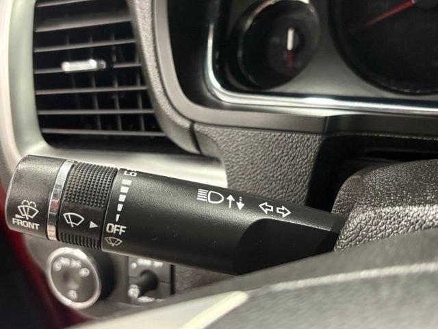 Used 2015 GMC Acadia SLE AWD/4WD image 17