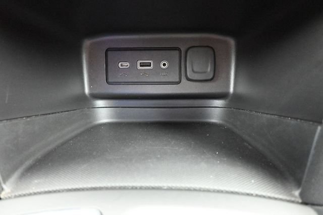 Used 2024 Chevrolet Equinox LT FWD image 40
