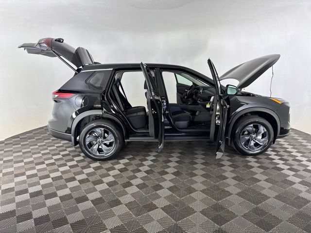 New 2026 Nissan Rogue SV AWD/4WD image 13