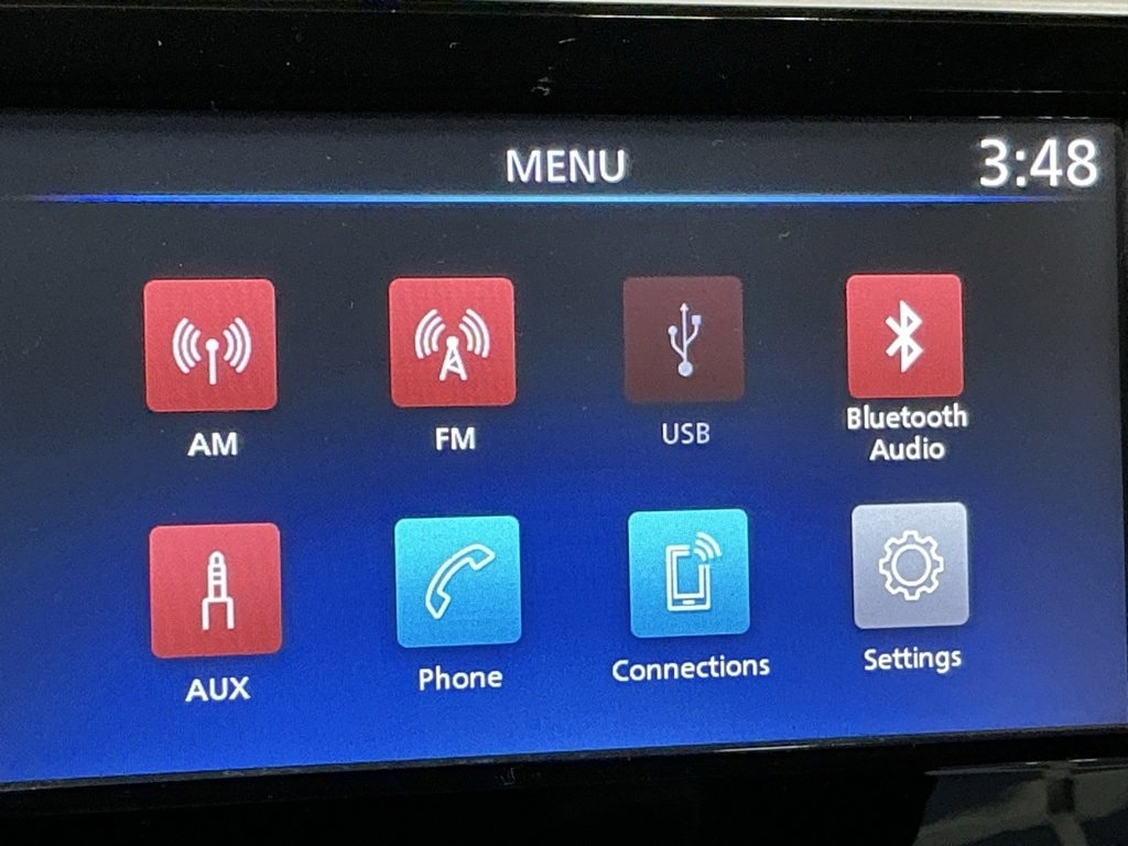 Used 2022 Nissan Versa S image 5