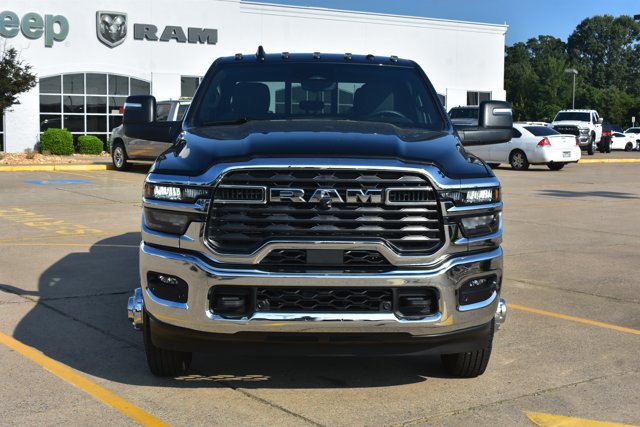 New 2026 RAM 3500 Tradesman AWD/4WD image 2