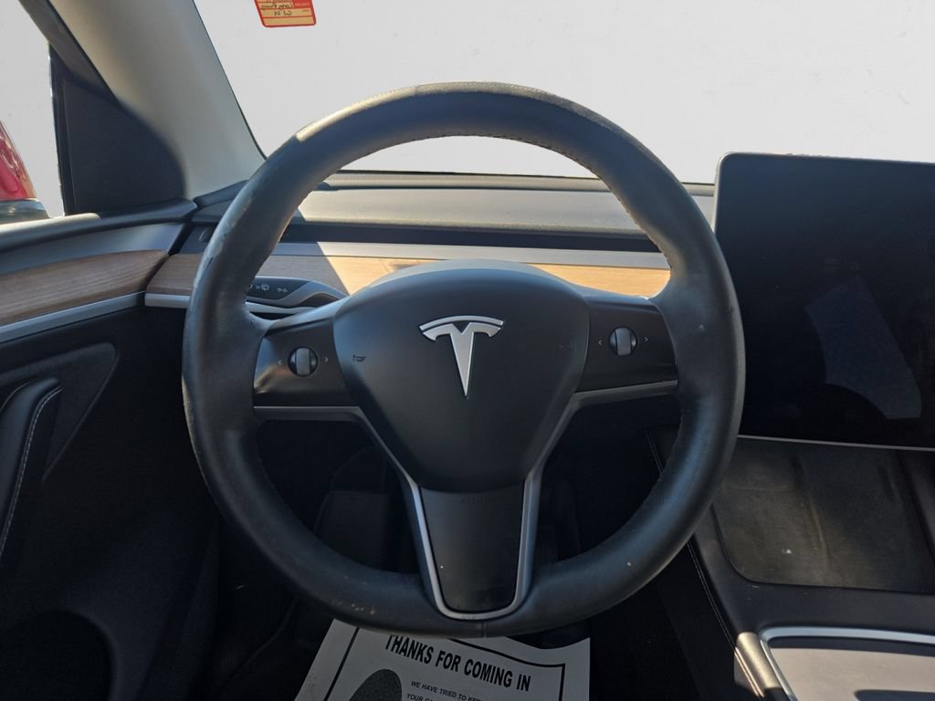Used 2024 Tesla Model Y Long Range AWD/4WD image 13