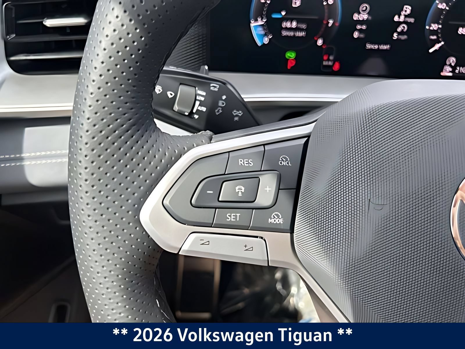 New 2026 Volkswagen Tiguan SE R-Line AWD/4WD image 24
