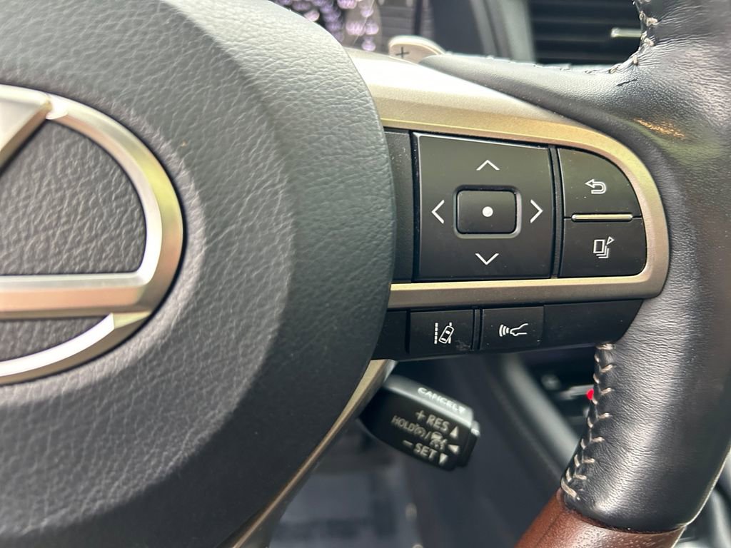 Used 2022 Lexus RX 350L Premium w/ Premium Package AWD/4WD image 18