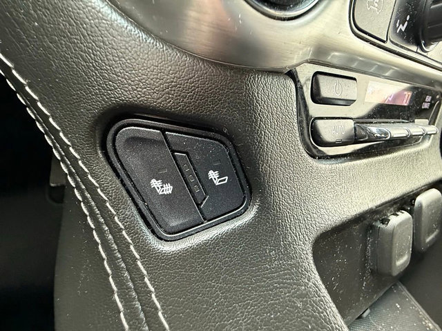 Used 2018 GMC Yukon SLT image 34