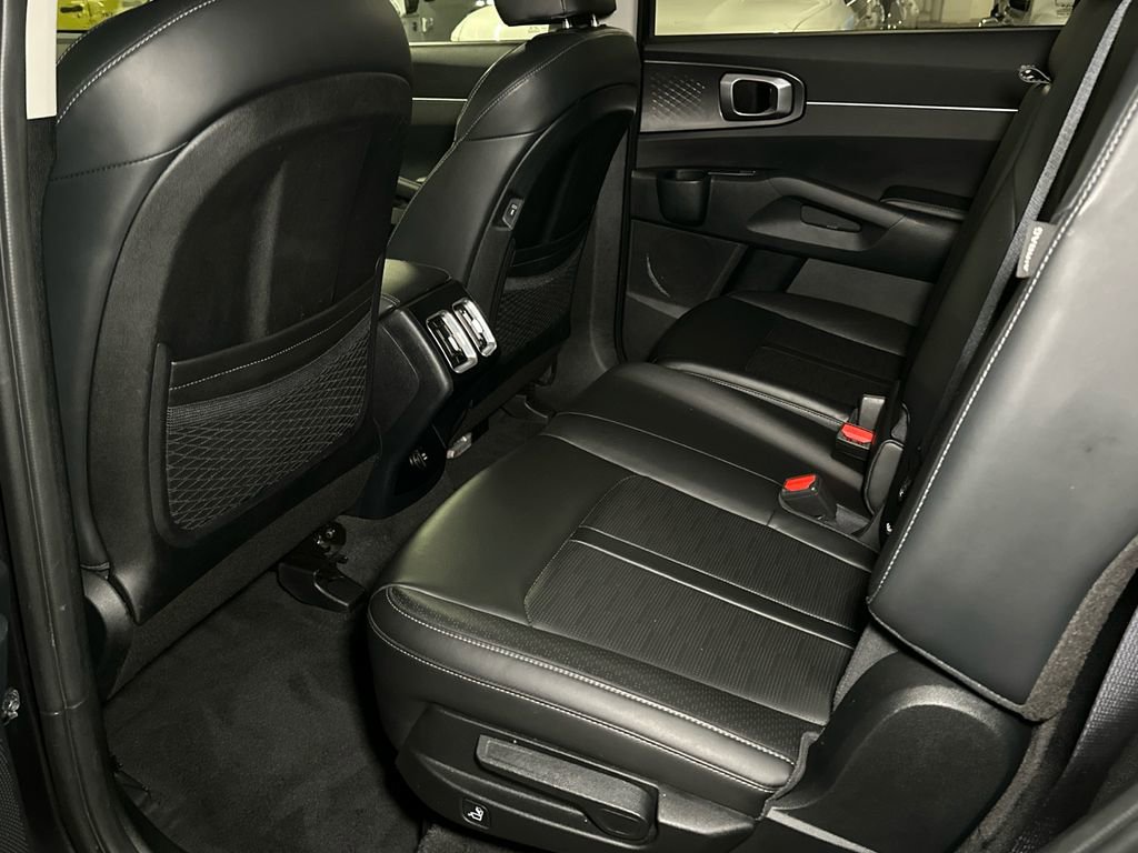 Certified 2024 Kia Sorento S AWD/4WD image 16