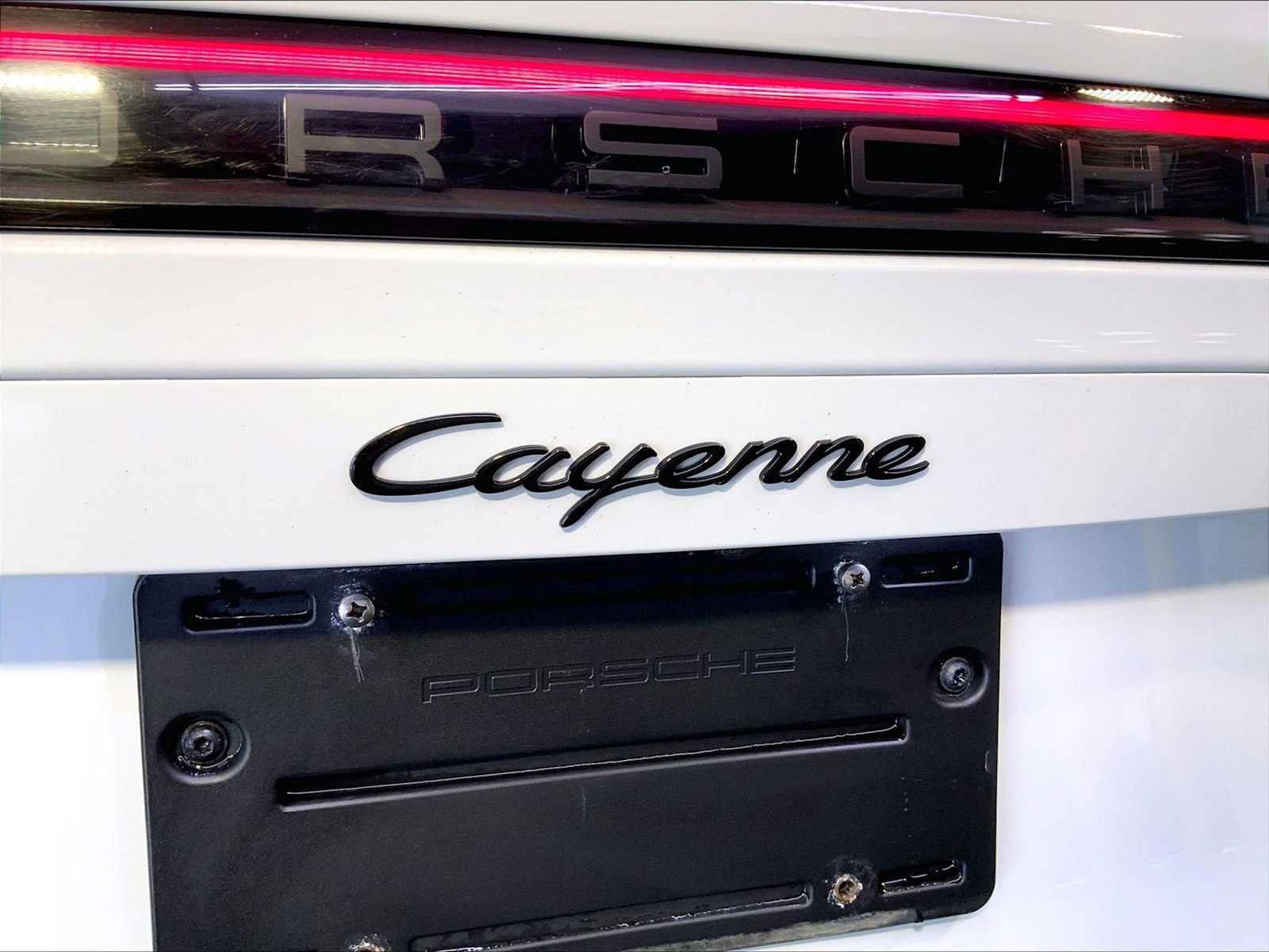 Certified 2021 Porsche Cayenne AWD/4WD image 35