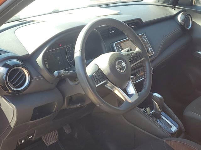 Used 2020 Nissan Kicks SR image 6