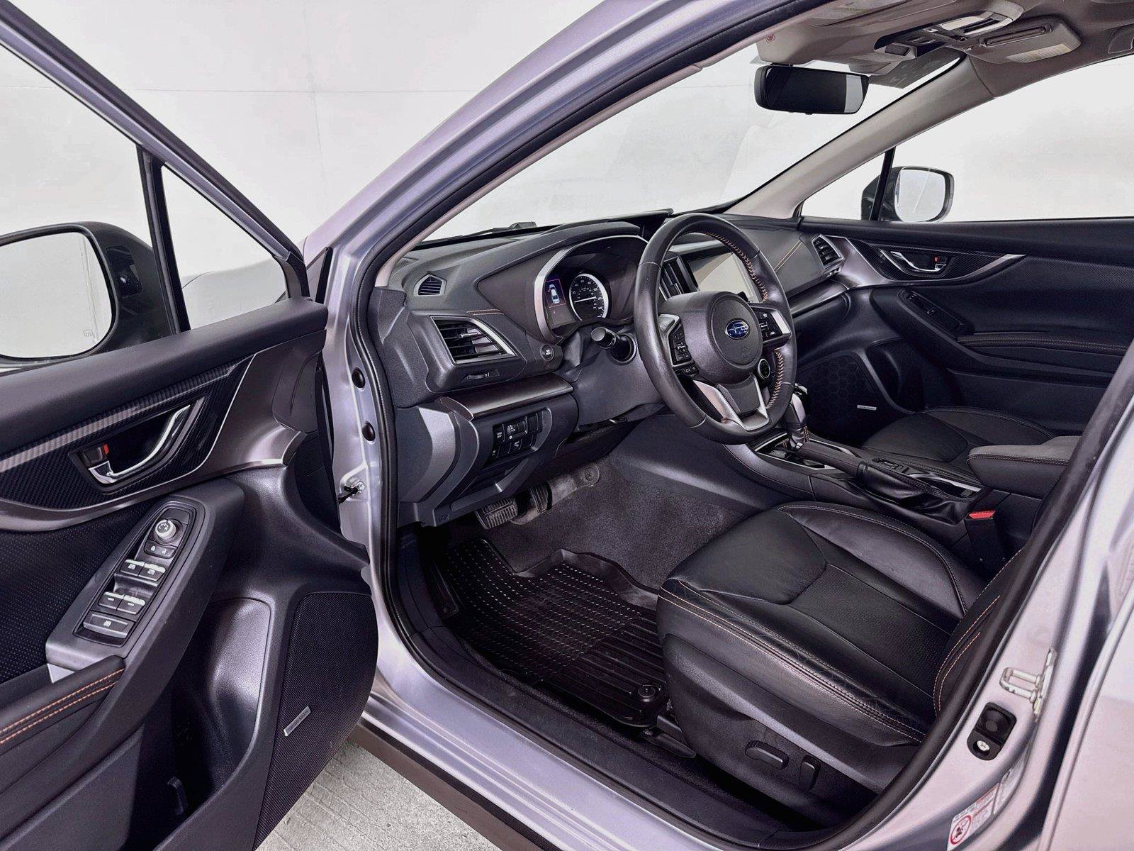 Used 2019 Subaru Crosstrek 2.0i Limited w/ Moonroof Package w/Navigation AWD/4WD image 3