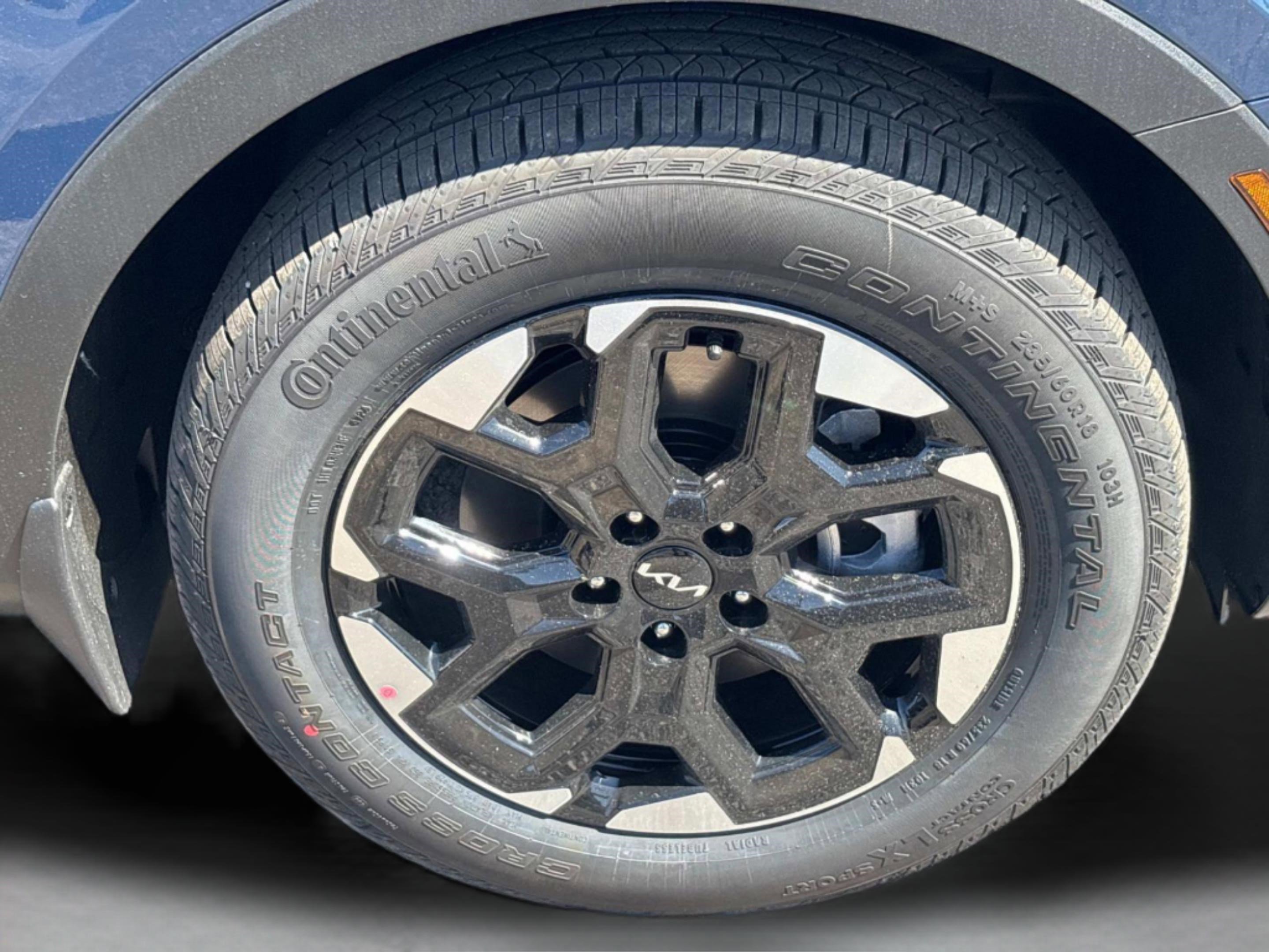 New 2025 Kia Sorento S w/ Panoramic Sunroof Package image 9