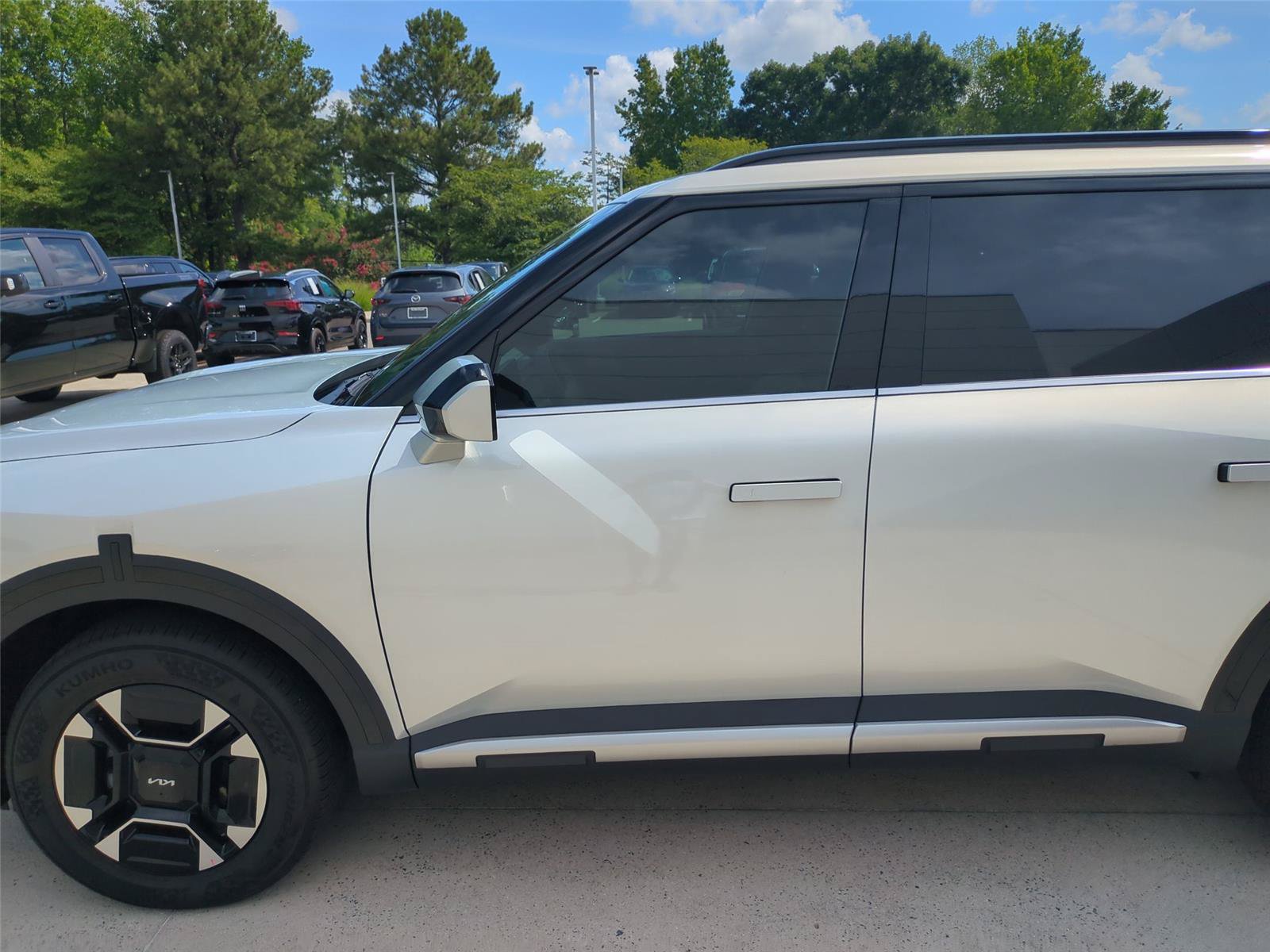 Used 2027 Kia Telluride EX AWD/4WD image 12