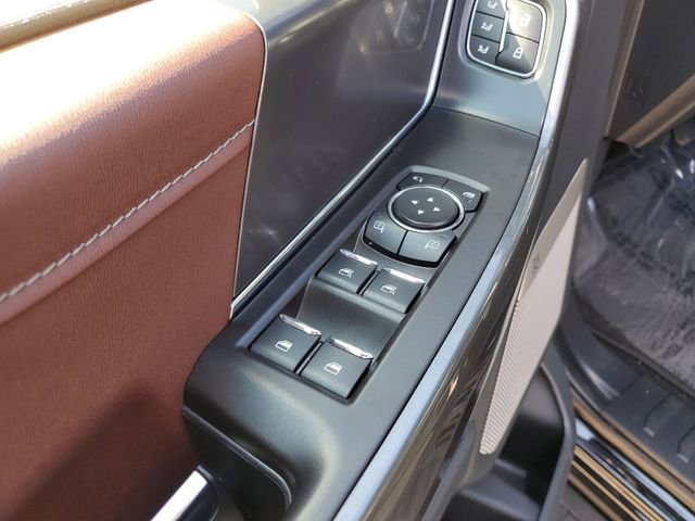 Used 2022 Ford F150 Lariat w/ Equipment Group 502A High image 21